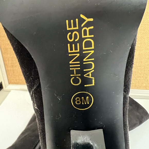 Chinese Laundry Black Suede Chunky Block Heel Calf Length Boots Size 8 - Picture 6 of 11